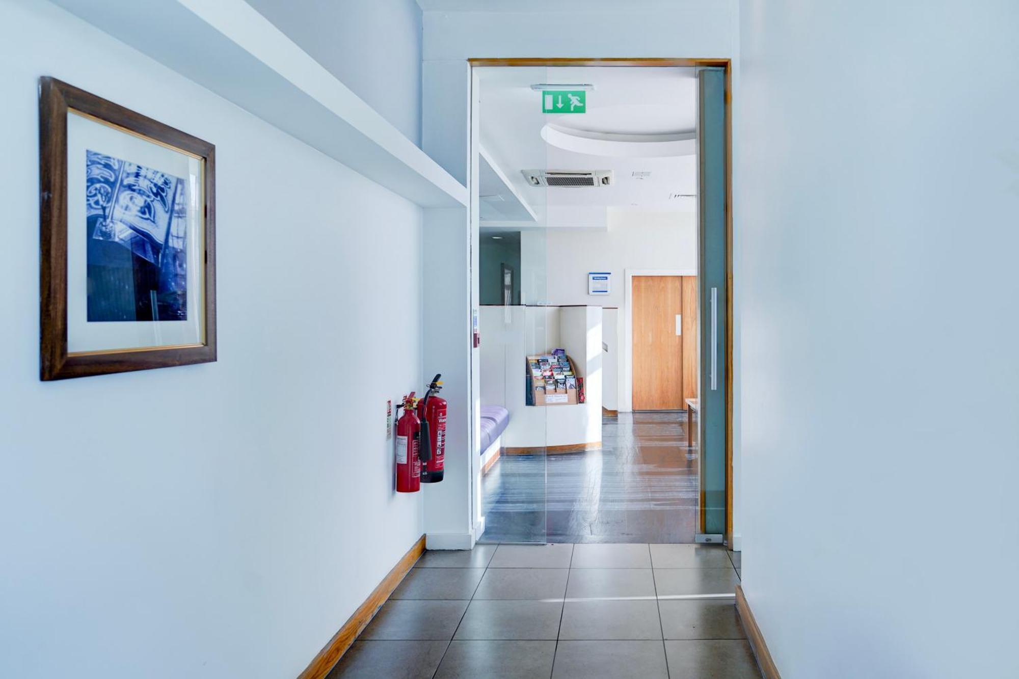 Belvilla Crewe City Centre Hotel Lifestyle Zewnętrze zdjęcie
