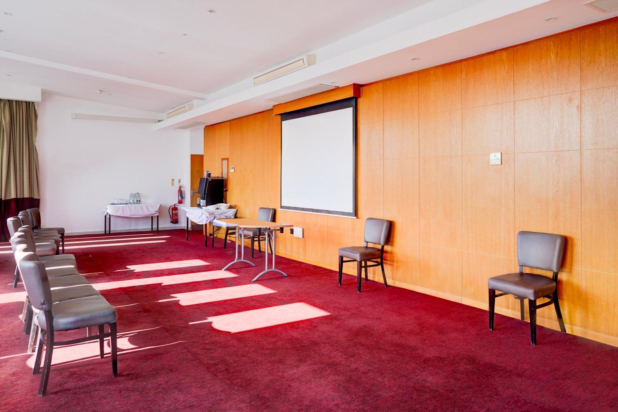Belvilla Crewe City Centre Hotel Lifestyle Zewnętrze zdjęcie